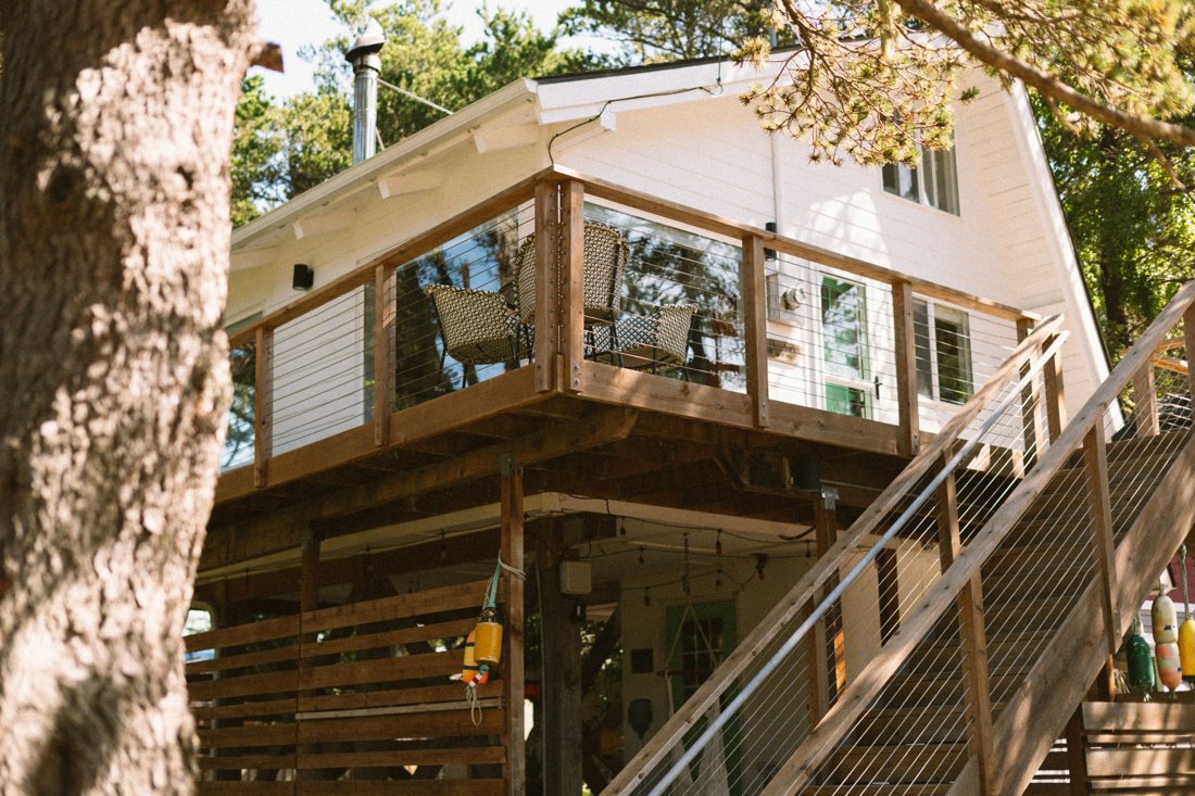 The Weekender, a tree-house-inspired retreat in Neskowin